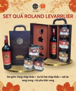 Set quà Tết vang Roland Levarrlier cốp da nâu sang trọng